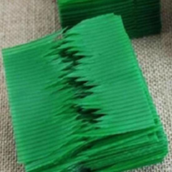 1 Box Sushi Grass DIY Plastic Sushi Food Ornament Seafood Fillet Decor Faux Green Leaf for Restaurant