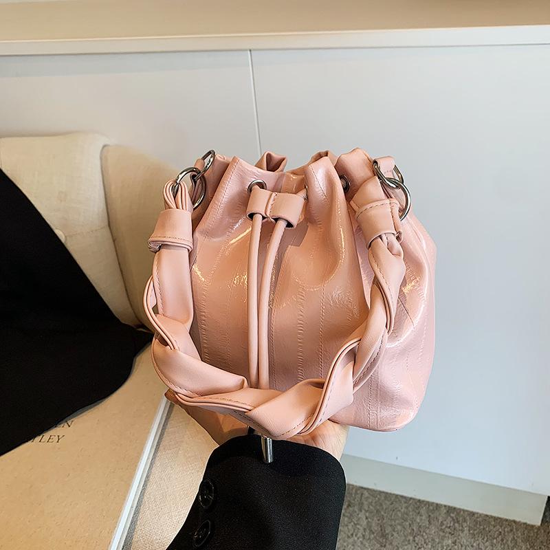 Pu Bucket Bag, Fashion Shoulder Bag, Simple Texture, Handbag, Niche Versatile, Study Shoulder Bag, Commuter Bag