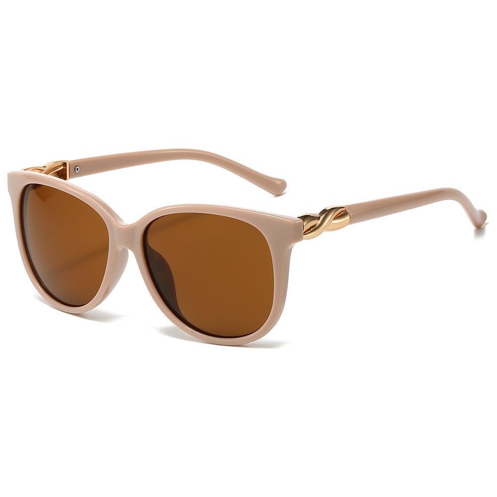 New Stylish Retro Large-Frame Women's Sunglasses - Versatile and Trendy for Outdoor Street Style