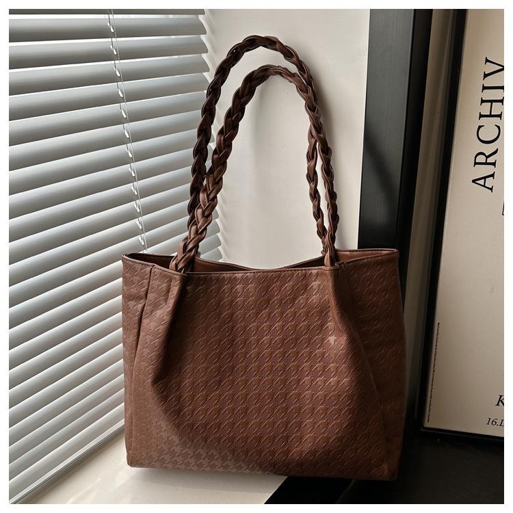 

Модная ретро плетеная сумка-тоут с чувством 225 новая трендовая большая вместимость однотонная портативная на плечо коричневый