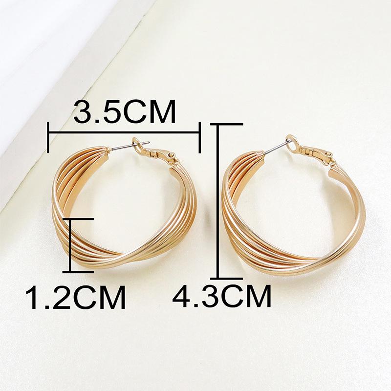 Minimalist Matte Gold Twisted Metal Hoop Earrings - Retro Style for Women