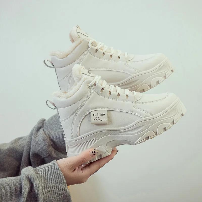 

Зимняя обувь, женские ботинки на платформе, новинка 2024 года, массивные кроссовки, белые высокие повседневные туфли, дизайнерские модные плюшевые теплые женские ботильоны 40 бежевый