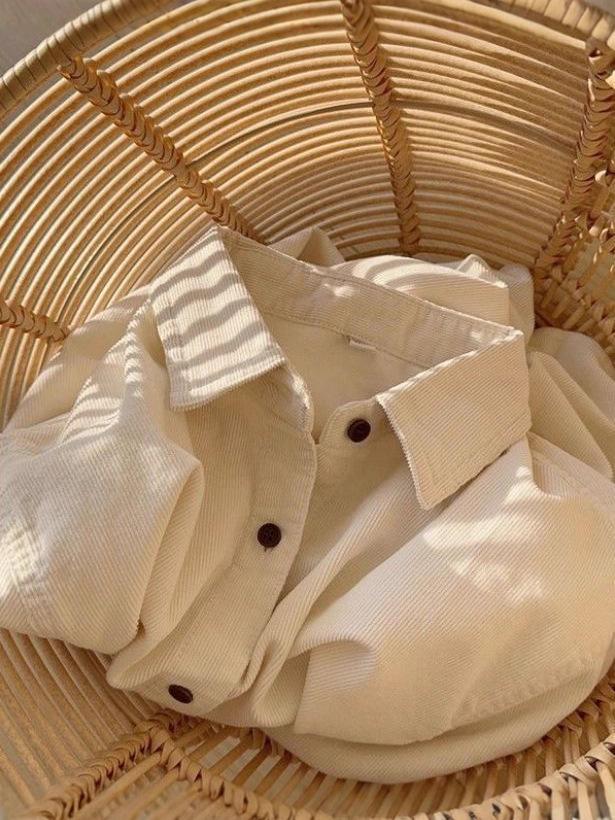 Women's Retro Corduroy Shirt Jacket: Spring/Autumn Loose Casual Long Sleeve Layering Top