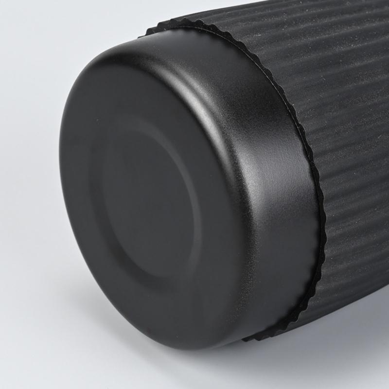 Milk Frothing Pitcher 420ML Coffee Frothing Cup Stainless Steel Texture Suitable for Latte Art and Coffee Enthusiasts