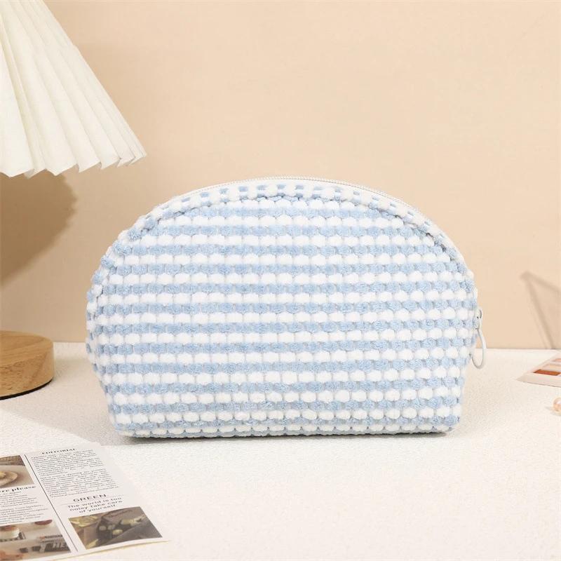 Simple Soft Plush Makeup Bag for Women Portable Wash Storage Portable Wash Beauty Travel Essentials Cosmetic Bags