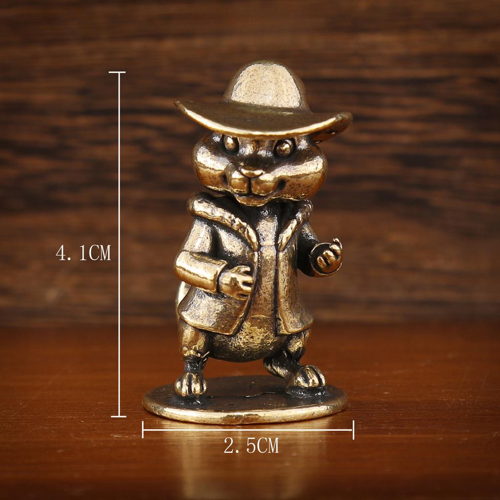 Miniatur-Tierfiguren aus Messing Niedliche Eichhörnchen-Statue Kleines Ornament Retro Heim Schreibtischdekoration DIY Schlüsselanhänger Hängezubehör