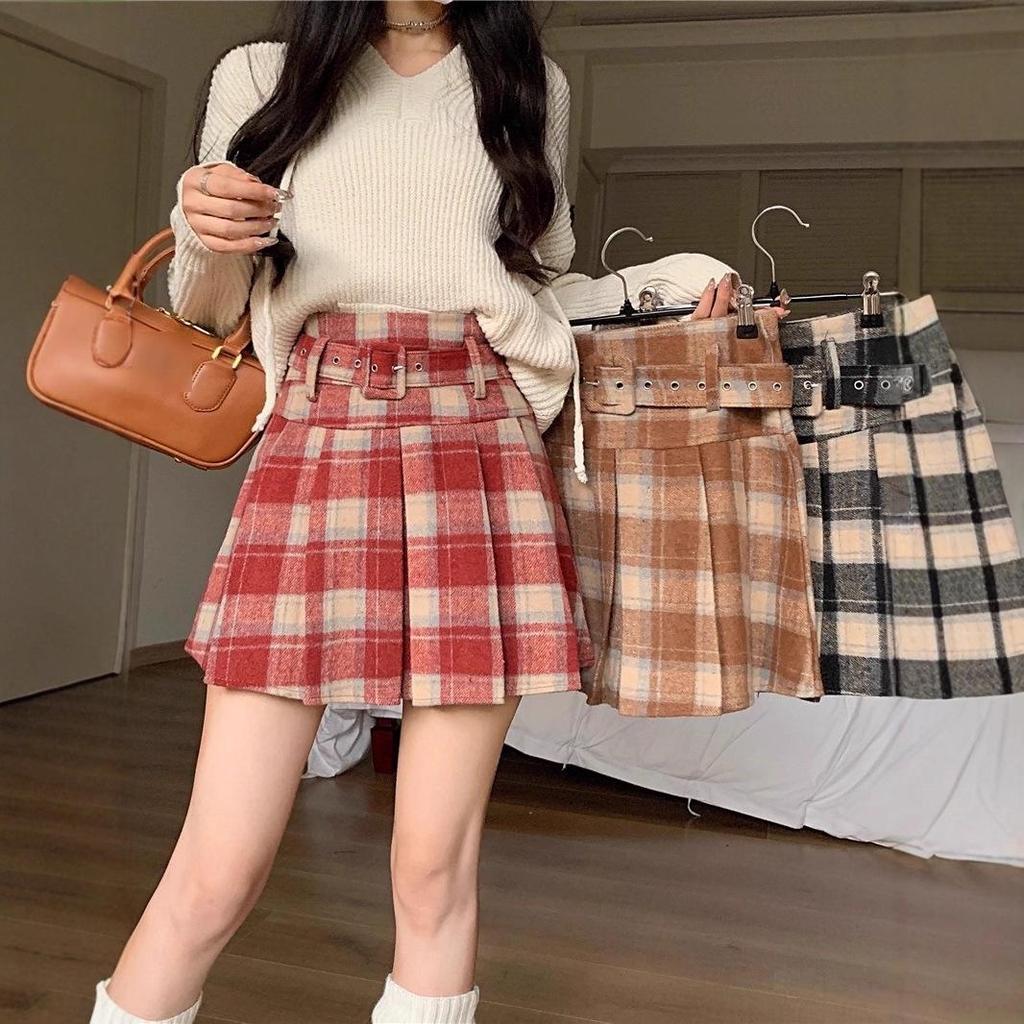 Chic Retro Plaid A-Line Skirt: High-Waist, Slimming, Pleated Woolen Skirt for Autumn/Winter