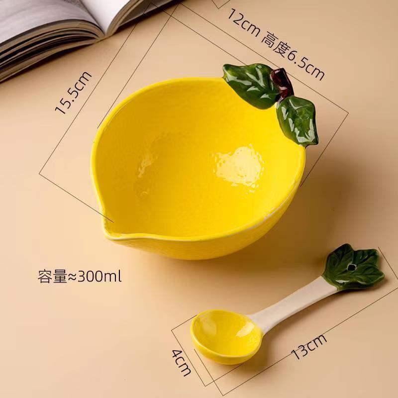 Ceramic Fruit Salad Bowl with Spoon Cartoon Vegetable Tableware Eating Rice Bowl Serving Strawberry Bowl Noodle Bowls 300ml