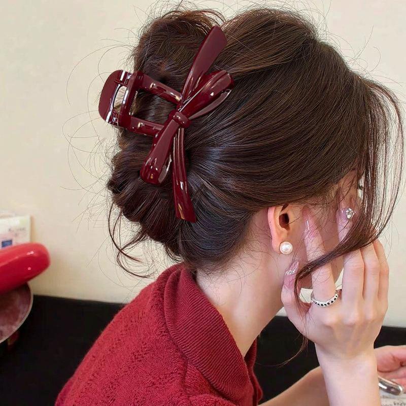 Elegant Large Hair Claw Clip for Thick Hair - High-End Korean Updo Shark Clip
