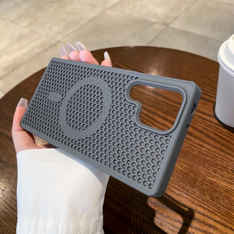 

Honeycomb Grid Mesh Cooling Silicone Magnetic Case For nubia RedMagic 11 Pro Heat Dissipation Shell Phone Coque 11 Pro+ Cover ZTE nubia RedMagic 11 Pro+