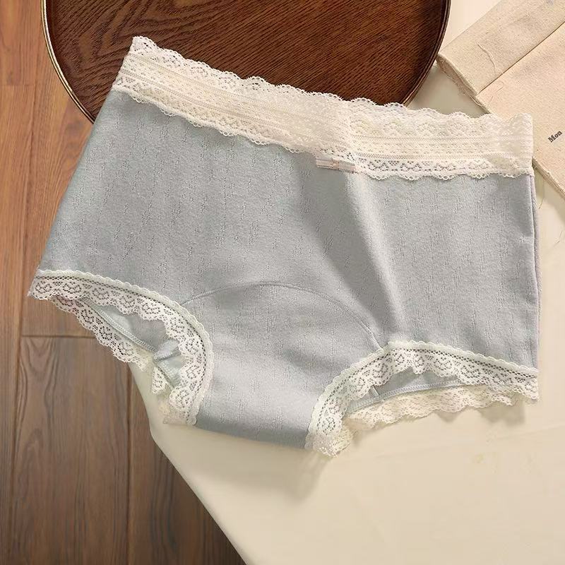 Ladies Autumn and Winter New Lace Edge Cotton 7A Antibacterial Briefs