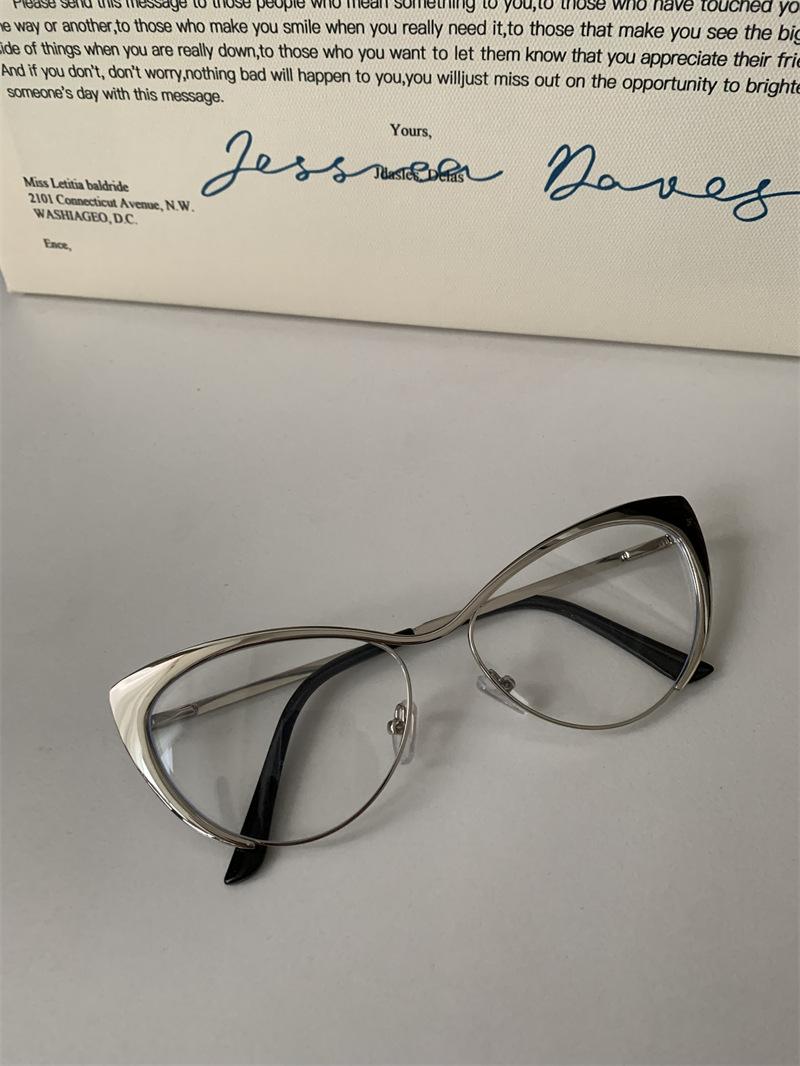 

Retro gold triangular cat eye plain anti-blue flat mirror female European and American hot girls can be equipped with myopia degree glasses frame anti-blue light flat glasses [0 degrees] серебряный