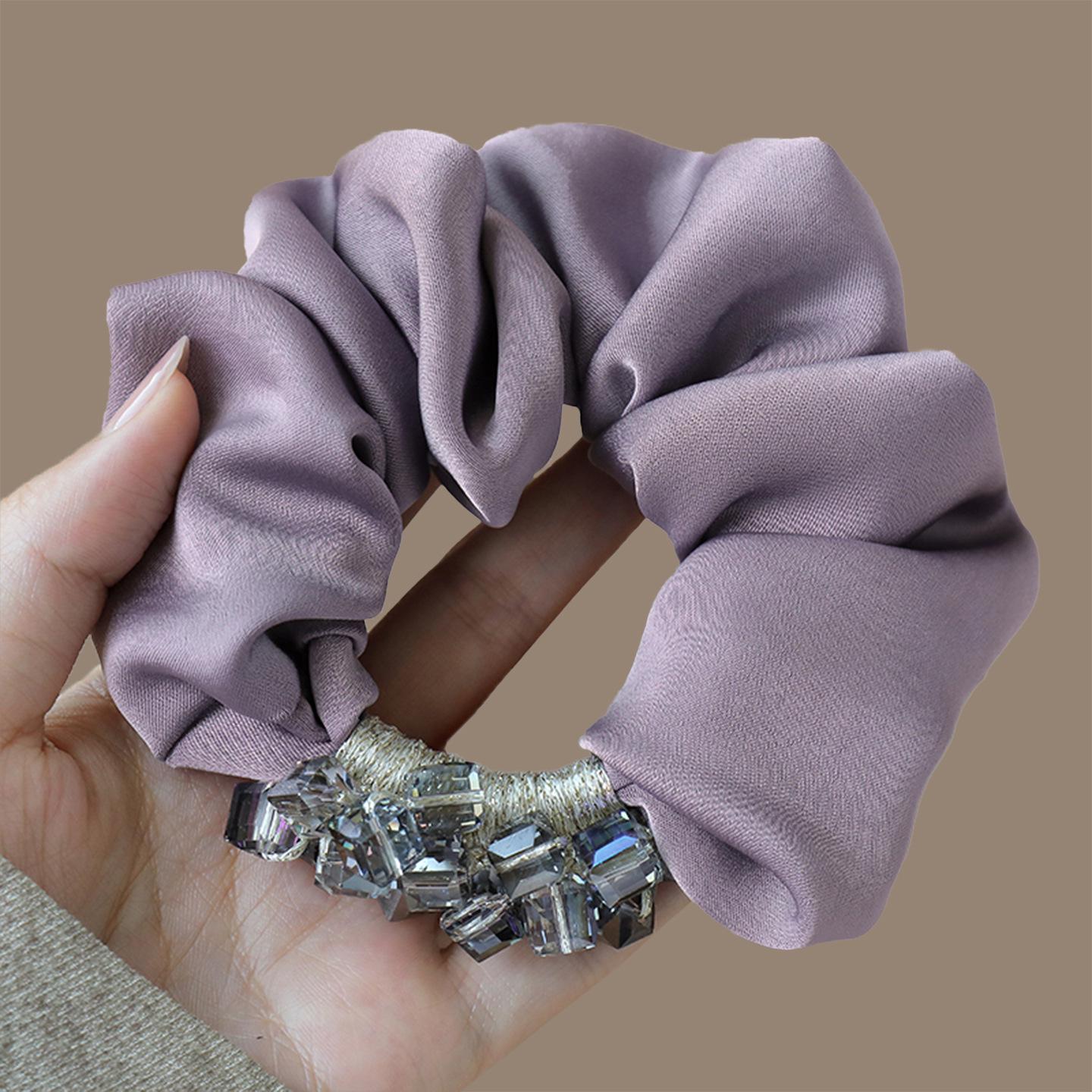 

Elegant Satin Rhinestone Scrunchie for Women - Luxurious Hair Tie for Ponytails and Buns