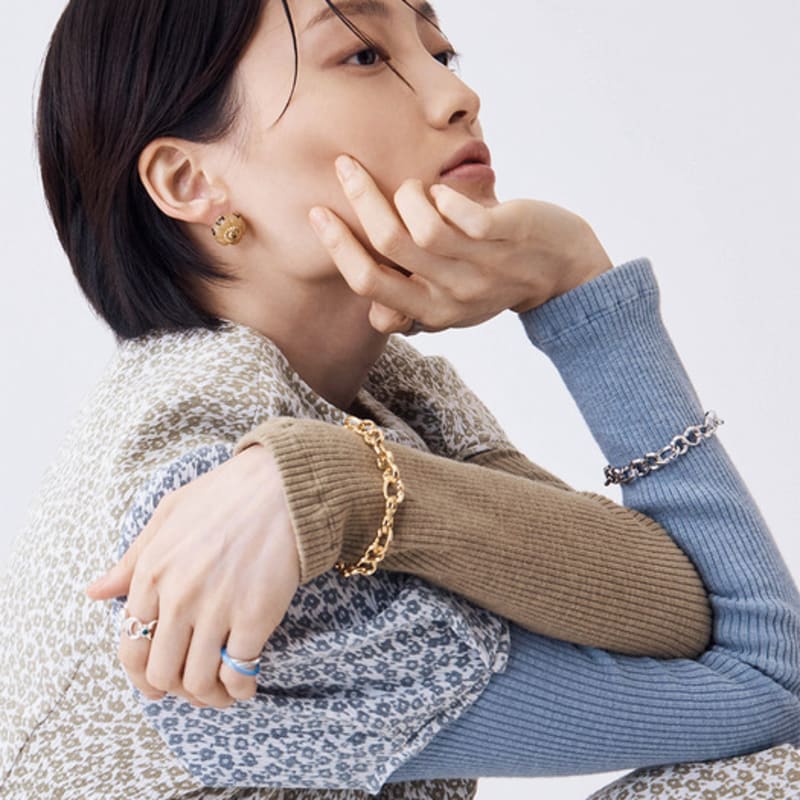 NEUF PIECE GATE SYMBOL BRACELET / SILVER