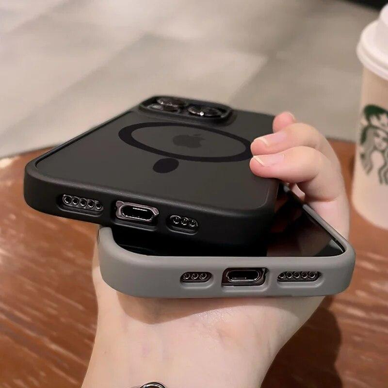 Luksusowe Matowe Antypoślizgowe Etui PC dla iPhone 15 14 13 12 11 Pro Max Plus Magnetyczne Magsafe Bezprzewodowe Ładowanie Półprzezroczysta Pokrowiec