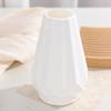 European-Style Minimalist Ceramic-Look Plastic Vase for Small Fresh Flower Arrangements