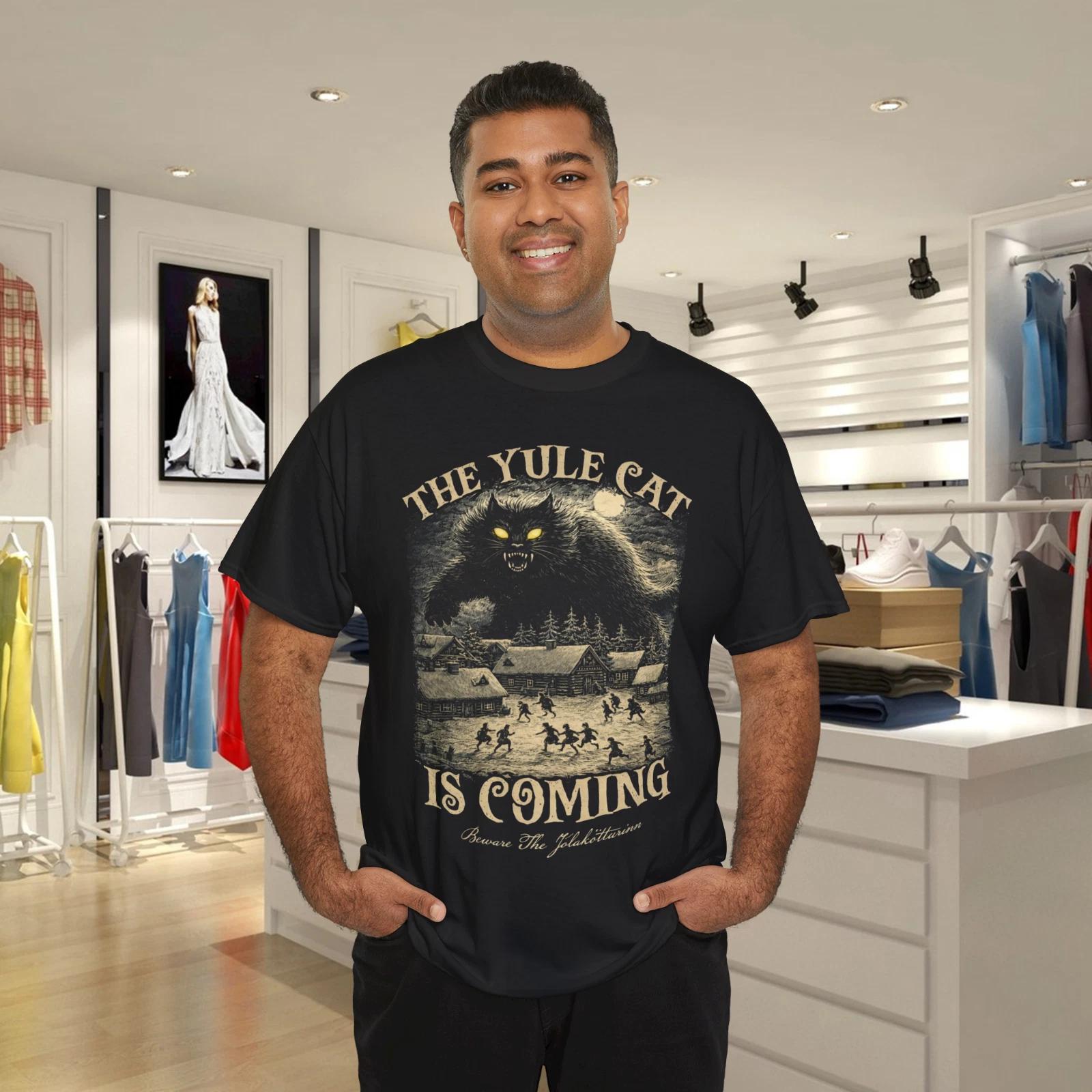 The Yule Cat is Coming Icelandic Christmas Cat Mom Cat Lover T- Shirt L