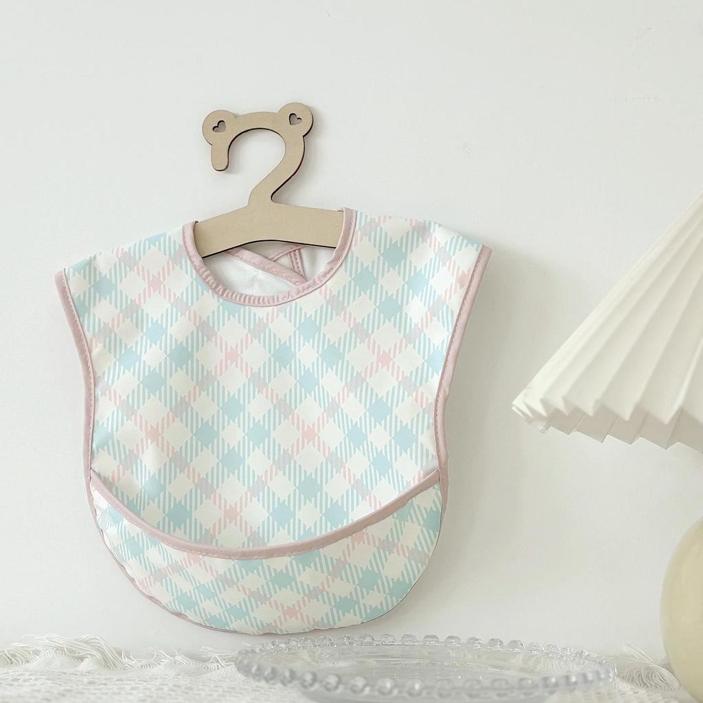 Waterproof Cotton Baby Apron: Stain-Resistant PU Reversible Bib with Pocket for Toddlers and Infants.