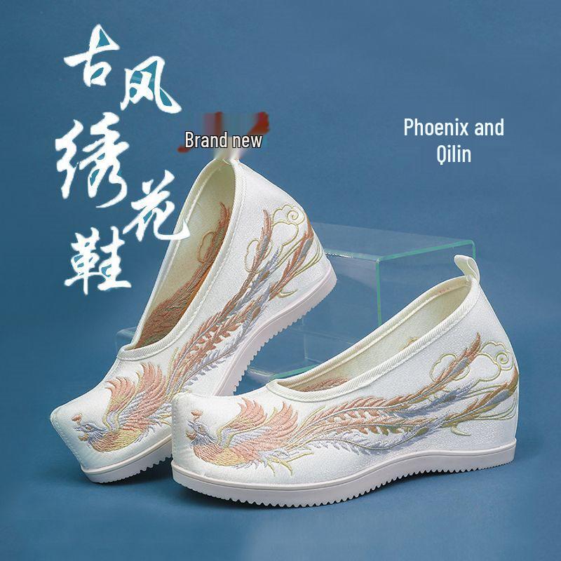 Women's Embroidered Hanfu Shoes - Ancient Style Beaded Floral Shoes with Bow, Upturned Toe, Inner Height Lift, Perfect for Spring and Autumn.