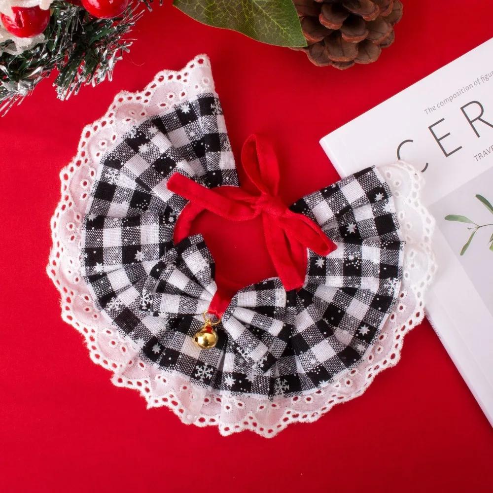 Christmas Plaid Scarf with Bowtie for Pets Dog Cat Neck Warmer with Lace Trim And Pendant Holiday Pet Accessory