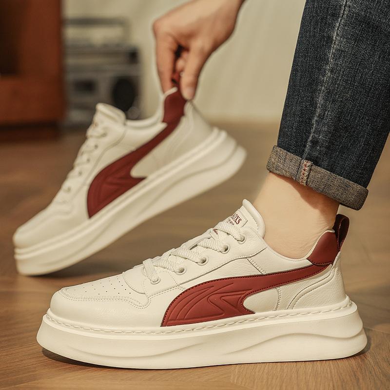 New Lightweight Cushioning Comfortable Casual Shoes Outdoor Thick-soled High-quality Light Luxury Board Shoes