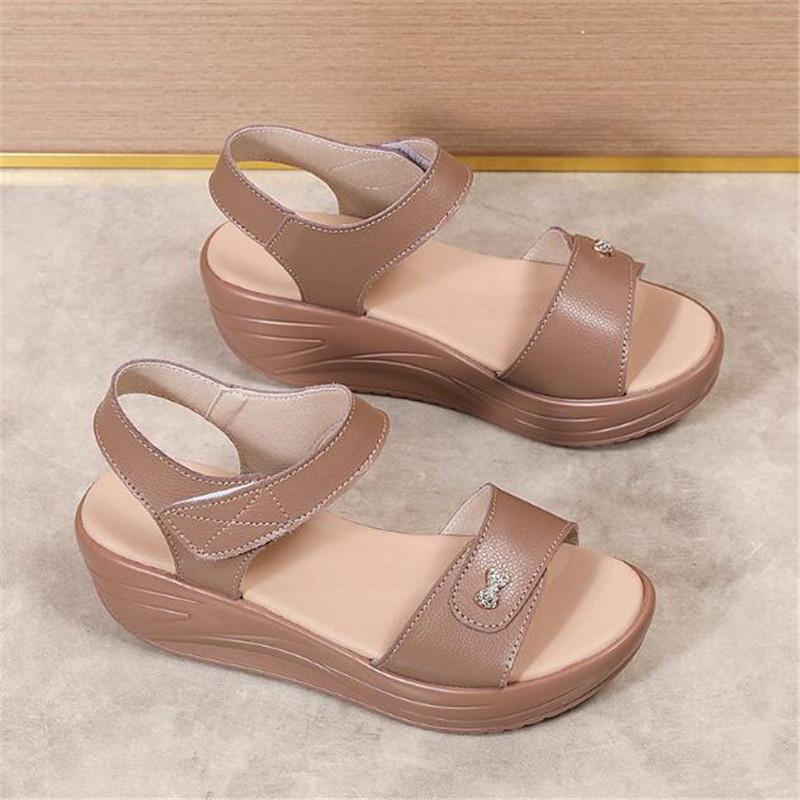 

2024 Женские летние босоножки на платформе, женские тапочки, женские туфли на танкетке, открытый носок, толстая подошва, женские повседневные туфли на плоской подошве, пляжная обувь 35