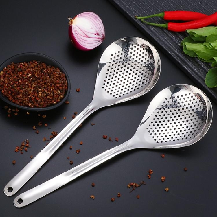 Household Dumplings Ladle Long Handle Pepper Colander Heavy Duty Food Strainer Spoon for Frying & Cooking