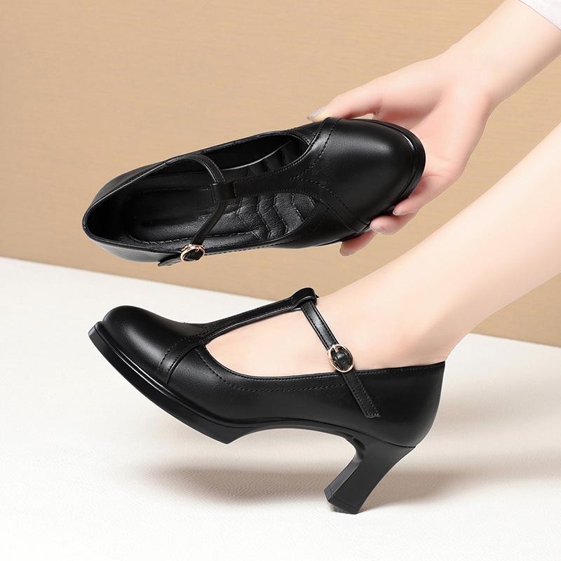 One-word Buckle Single Shoes Women's Summer New Thick Heel Model Catwalk Shoes Commuter Waterproof Table Leather Shoes Black
