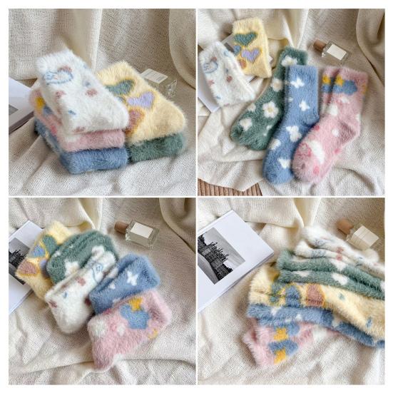 Dámské chlupaté ponožky s posádkou Zimní teplé plyšové ponožky Roztomilý vzor srdce a mašle Měkké ponožky pro dívky na doma, na lenošení, na ven