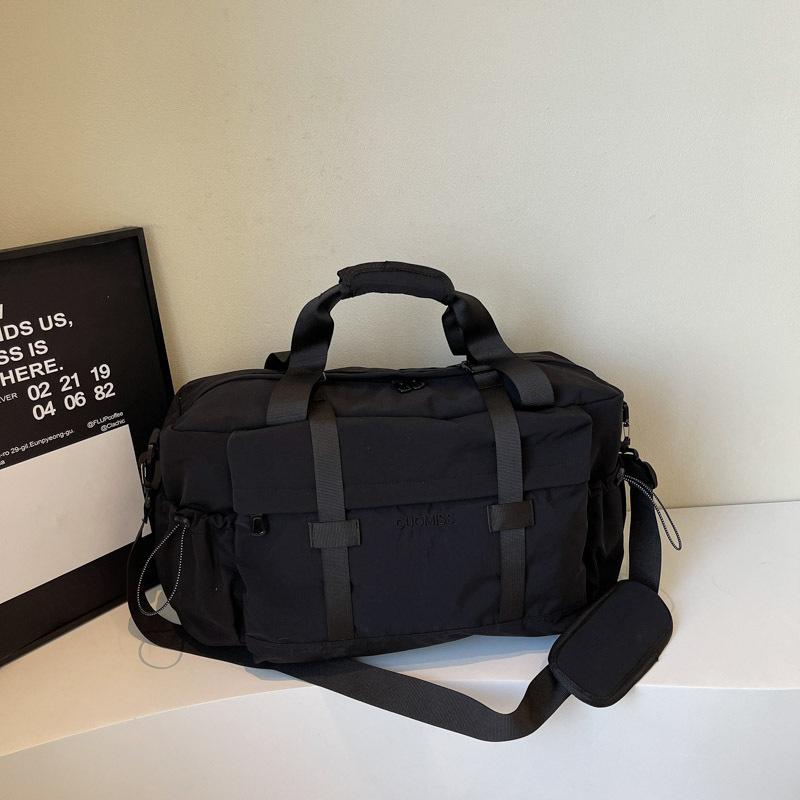 New large-capacity sports fitness bag, light and casual shoulder yoga bag, women's business trip storage bag, portable travel bag