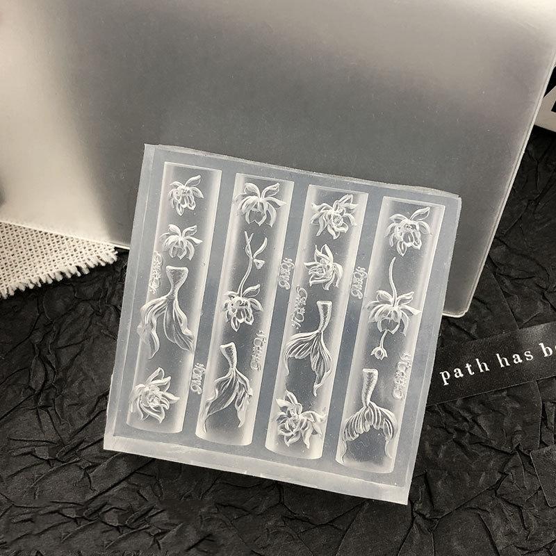 Genanvendelig 3D Silikone Negleform Havfisk Hale Design til Klar Neglekunst Dekoration DIY Manicure i Professionel Salong eller Hjemme