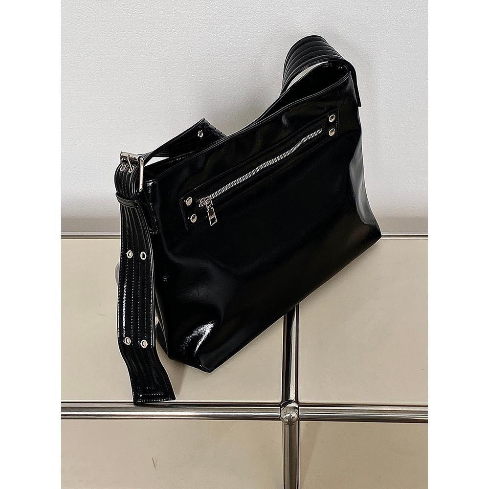 IELGY Ladies Tote Bag All-Match Large-Capacity Black Shoulder Messenger