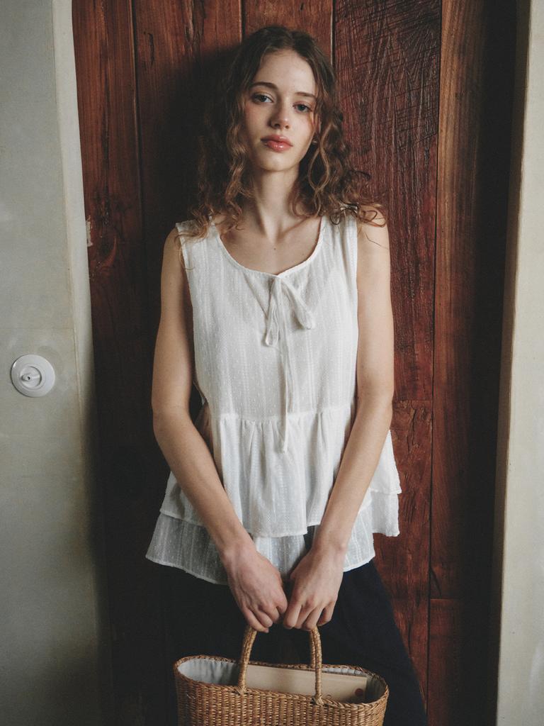 LENINA Arena Flare Sleeveless Blouse_Ivory