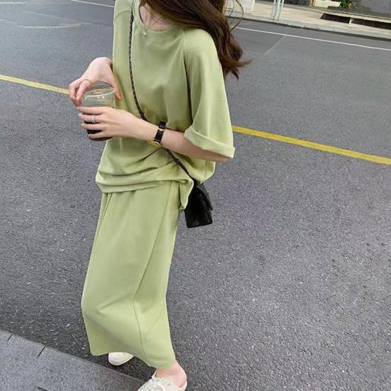2 pezzi/set da donna, top e gonna, scollo tondo, tinta unita, maniche corte, maglietta, vita regolabile, gonna lunga plissettata, casual, per pendolari e appuntamenti