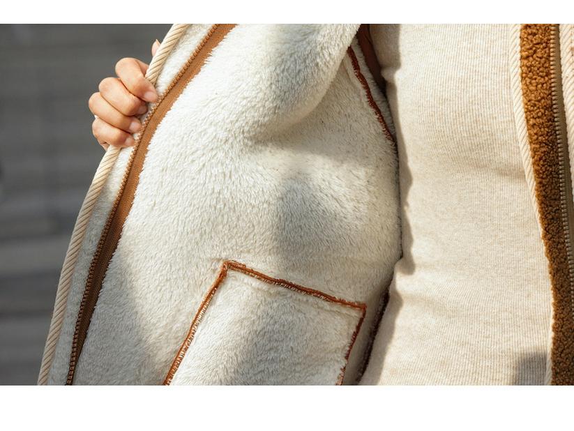 2025 New Cozy Lambswool Coat for Middle-aged & Senior Women - Thickened Velvet Winter Top