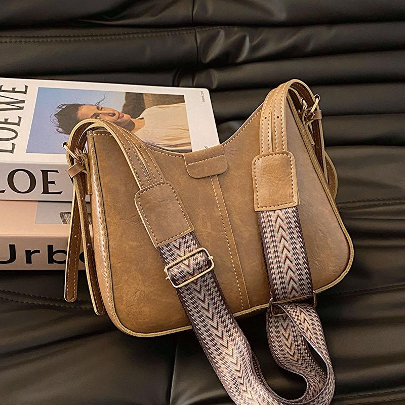 

Bag ladies 2025 new trendy high-end fashion messenger bag retro popular broadband shoulder bucket bag this year хаки