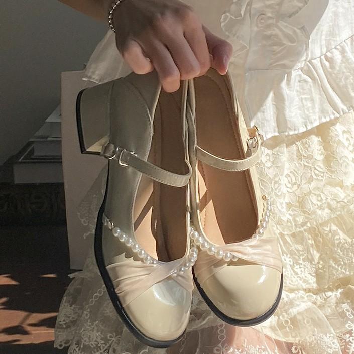

White Mary Jane shoes bridesmaid shoes can be worn daily, light mouth comfortable single shoes thick heel with high heels women s spring and autumn 35