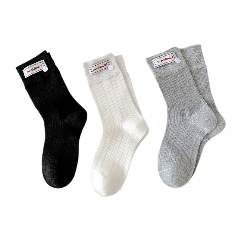 Damen Frühling und Herbst Neu Einfach Muschel Stoffetikett Preppy Stil Knochenlose Röhren Sockenstapel