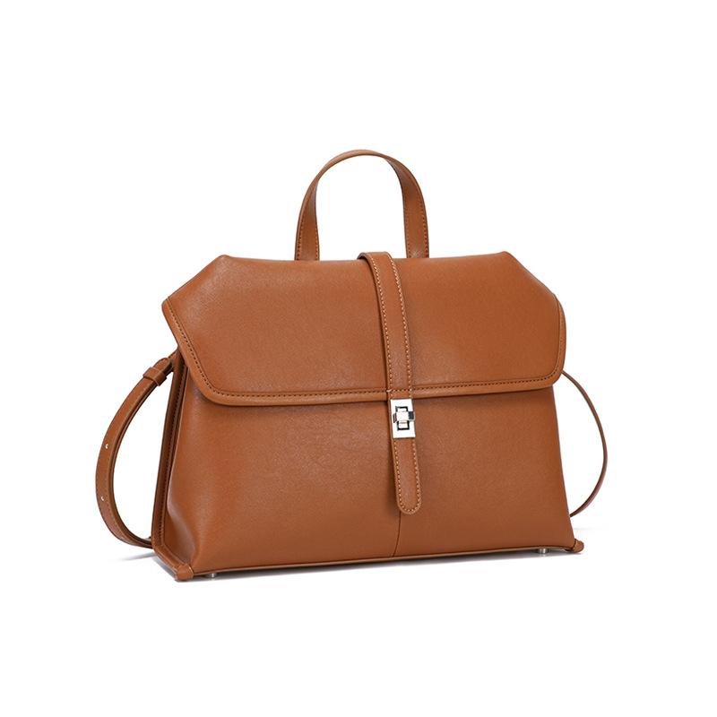 Niche Handbag New Fashionable and Versatile Shoulder Bag Large Capacity Commuting Bag for Women