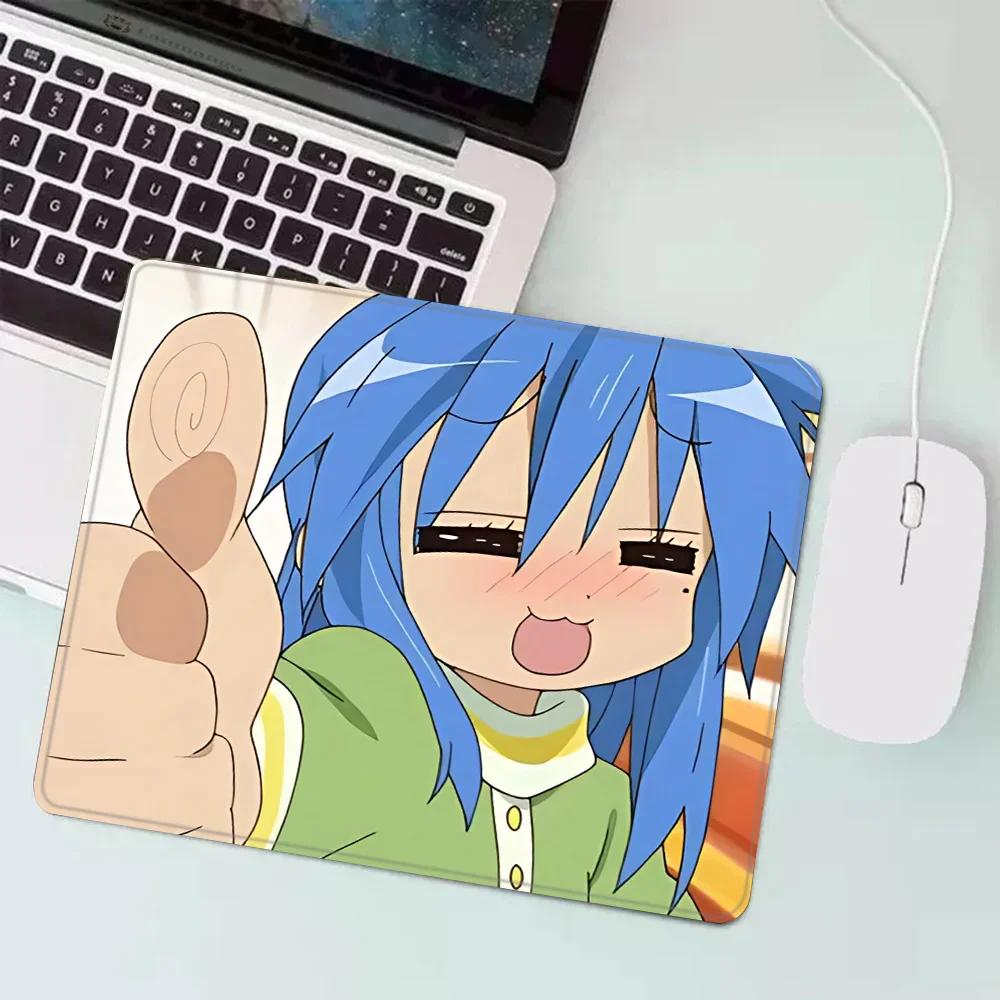 

Lucky Star Konata Izumi Small Gaming Mouse Pad XS Mousepad Desktop Decoration Office Desk Mat Rug for PC Gamer Anti-slip Rubber 220X180X2MM