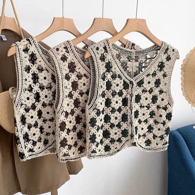 Short Fashion V-neck Hollow Woven Wool Color Matching Single-breasted Splicing Sleeveless Button Vest Top