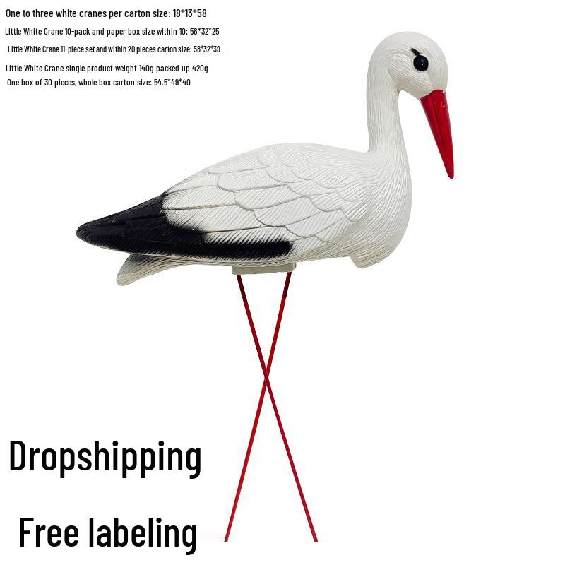 

Садовый декор в виде пластикового симулятора журавля с красной короной