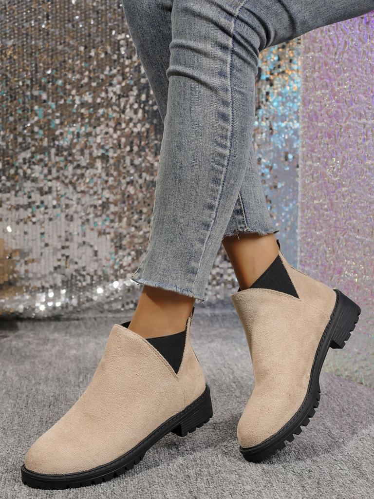 Außenhandel große Größe 2025 Herbst und Winter neu niedriger Schaft schlicht dicker Absatz runde Spitze europäischer und amerikanischer Stil Mode Damen Martin Stiefel