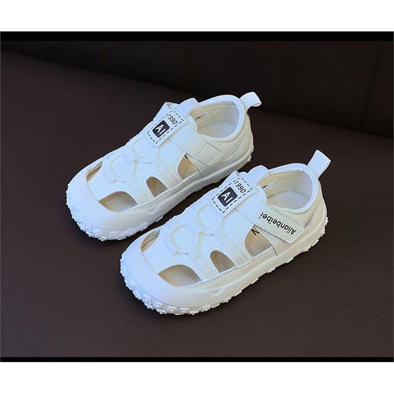 Boys functional sandals summer new children's shoes casual soft sole non-slip 2-6 years old Baotou baby stream shoes