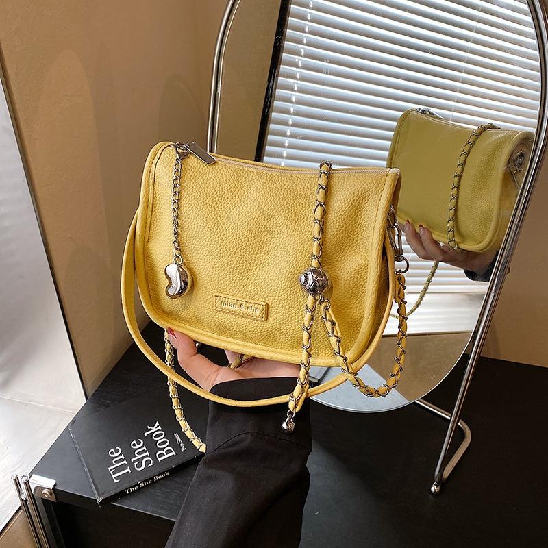 Fashion New Trend Versatile Small Bag Simple Shoulder Armpit Bag Chain Casual Small Square Bag
