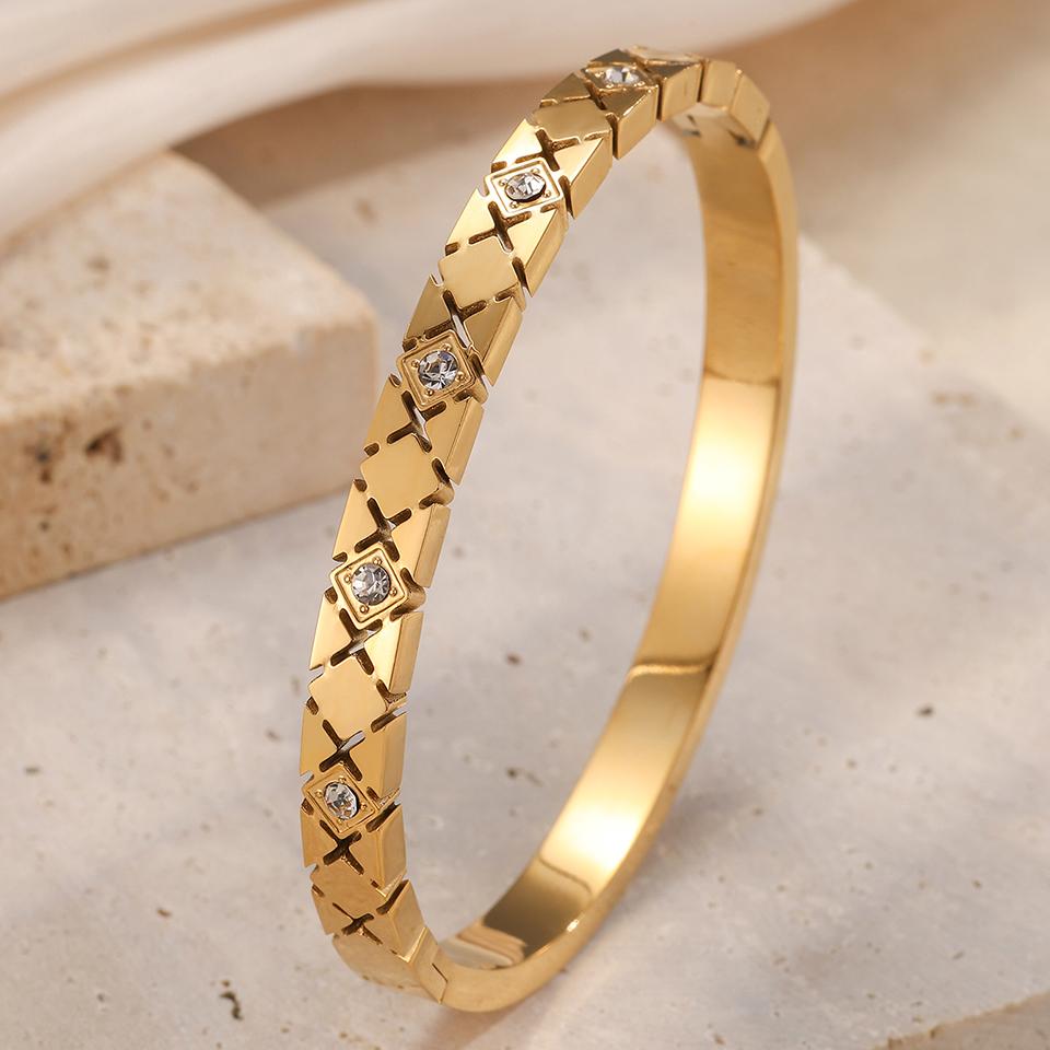 Stainless Steel Square Inlaid Zirconium Hollow Bracelet Women Plated 18k Couple Holiday Gift Bracelet Party Daily Jewelry