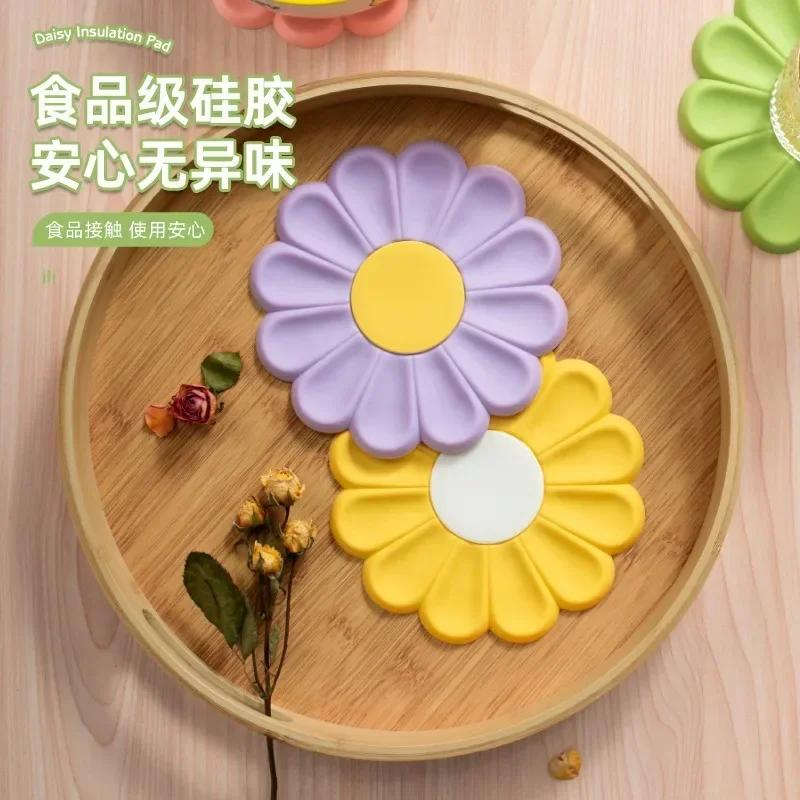 Silikon-Topfmatte mit süßem Gänseblümchen-Motiv, hitzebeständig, Untersetzer für Töpfe, wasserdicht, rutschfeste Silikon-Arbeitsplattenmatte, Untersetzer, Tischset