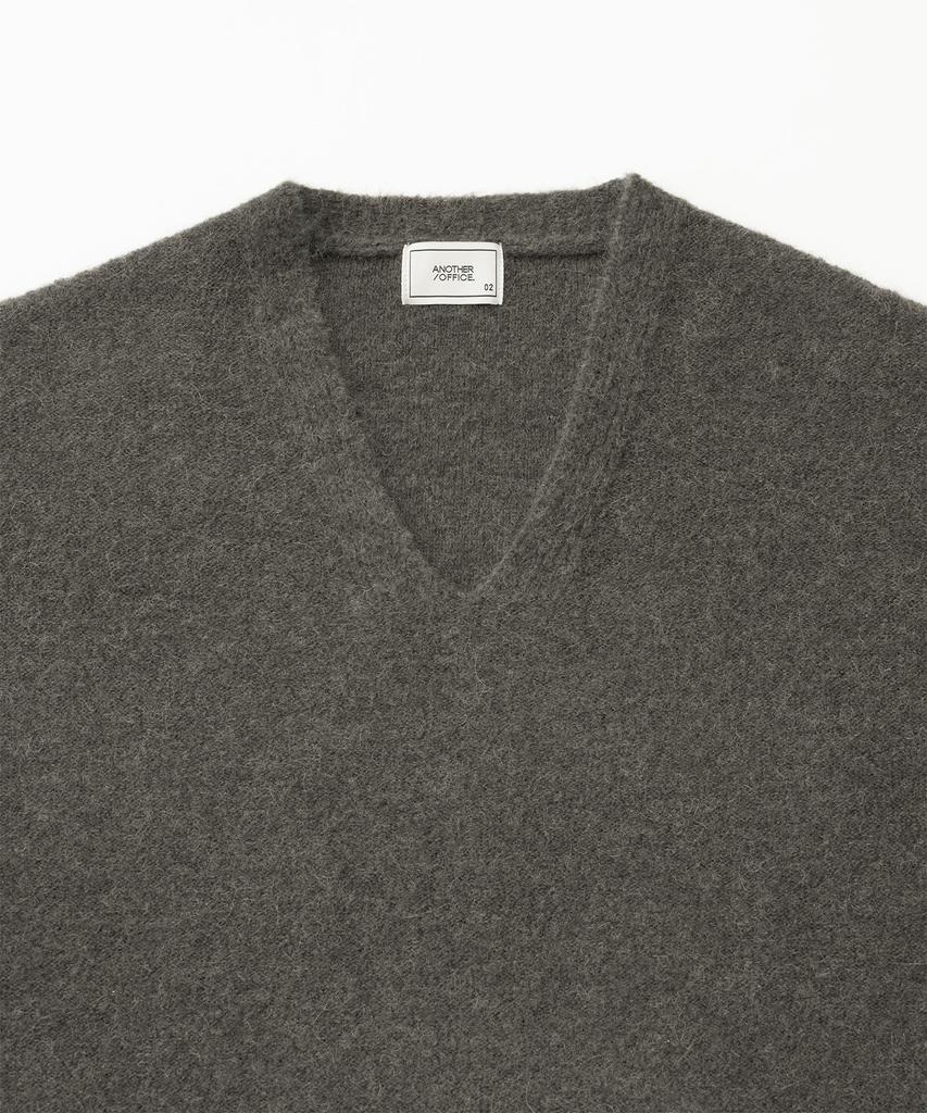 ANOTHER OFFICE Current V-Neck Knit (Basalt)