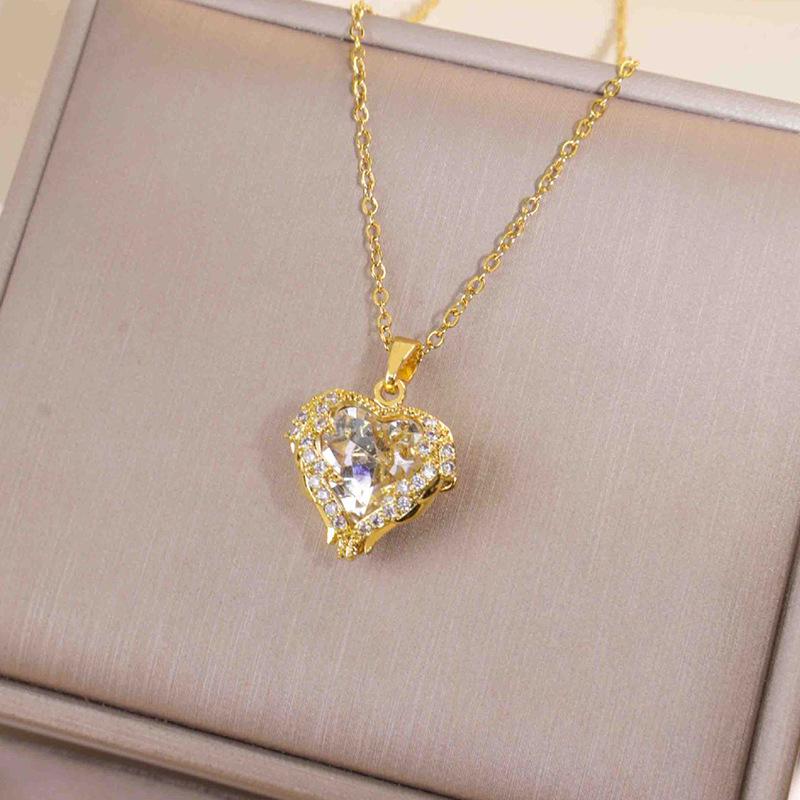 Korean Style Heart Necklace for Women - Light Luxury Clavicle Chain with Zirconium and Colored Crystal Pendant