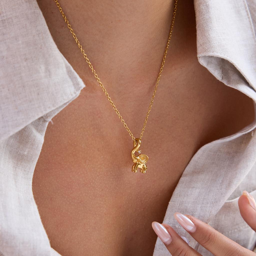 Youthway Glückselefant Anhänger Halskette Für Damen Minimalistisch Vergoldeter Edelstahl Halskette Einfacher Mode Schmuck